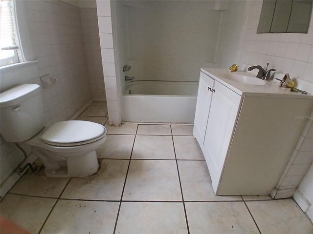 923 E 20TH AVENUE, Tampa, FL 33605