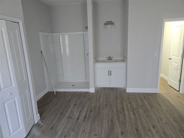 923 E 20TH AVENUE, Tampa, FL 33605