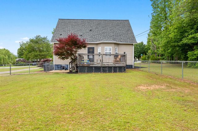 1 Dallas Street, Inman, SC 29349
