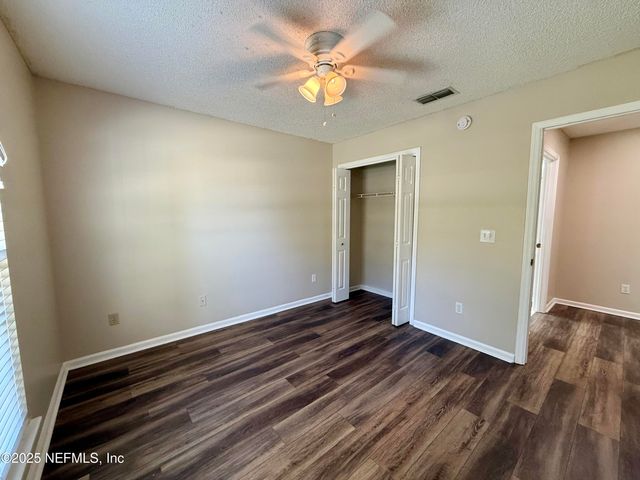 4578 BLUE STREAM Lane N, Jacksonville, FL 32224