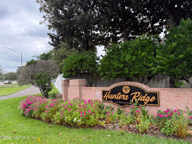 4578 BLUE STREAM Lane N, Jacksonville, FL 32224