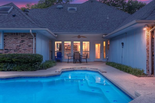 18104 Aramis Lane, Dallas, TX 75252