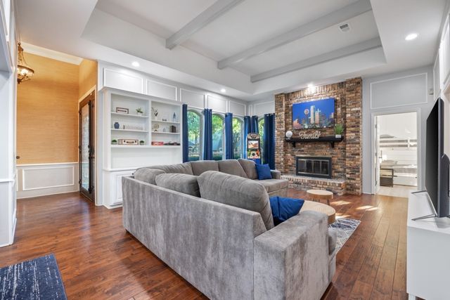18104 Aramis Lane, Dallas, TX 75252