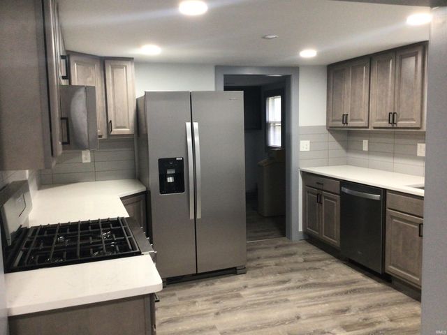 4358 S 250 E, Knox, IN 46534