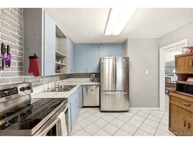 2061 Carrol Ct, Thornton, CO 80229