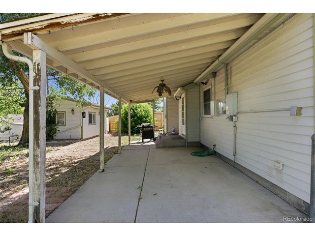2061 Carrol Ct, Thornton, CO 80229