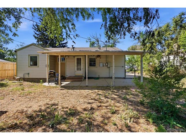 2061 Carrol Ct, Thornton, CO 80229