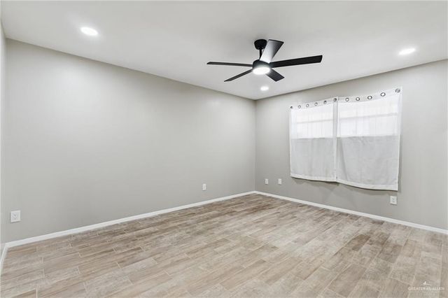 601 Hibiscus Avenue 19, Mcallen, TX 78501