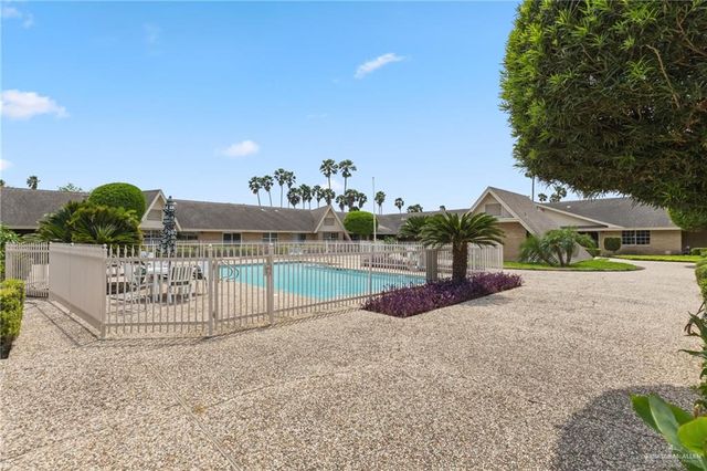 601 Hibiscus Avenue 19, Mcallen, TX 78501
