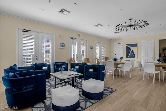 451 Bayfront PL 5201, Naples, FL 34102