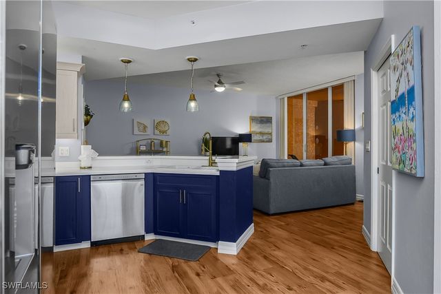 451 Bayfront PL 5201, Naples, FL 34102