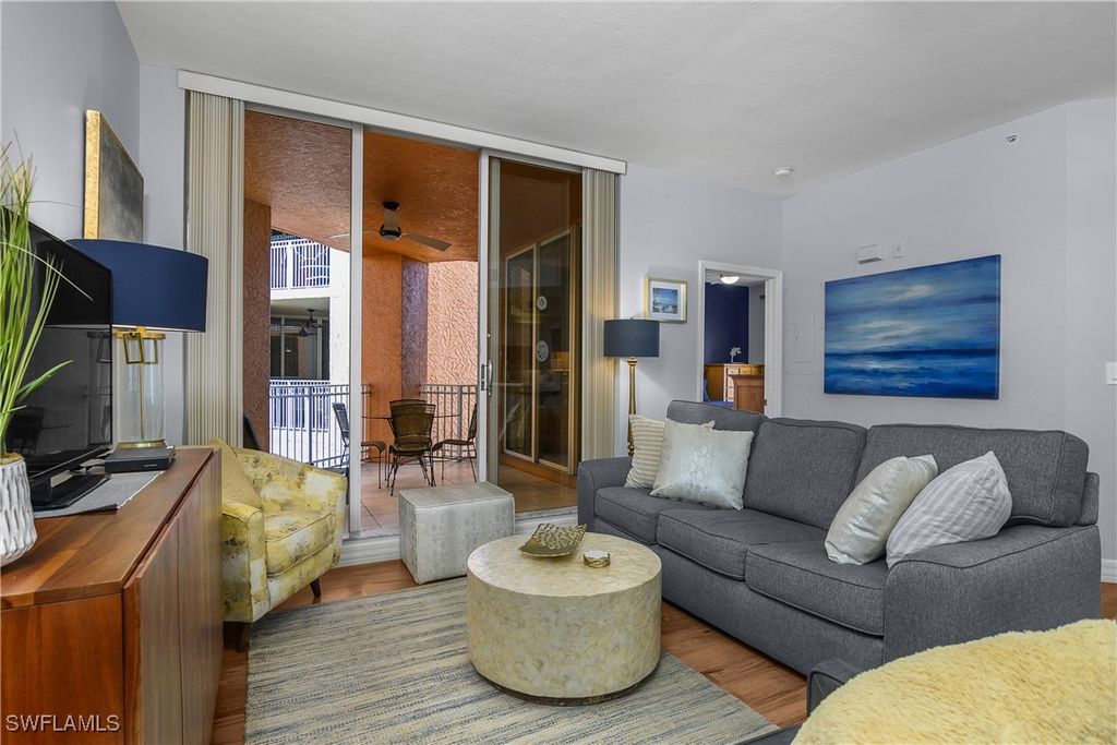 451 Bayfront PL 5201, Naples, FL 34102