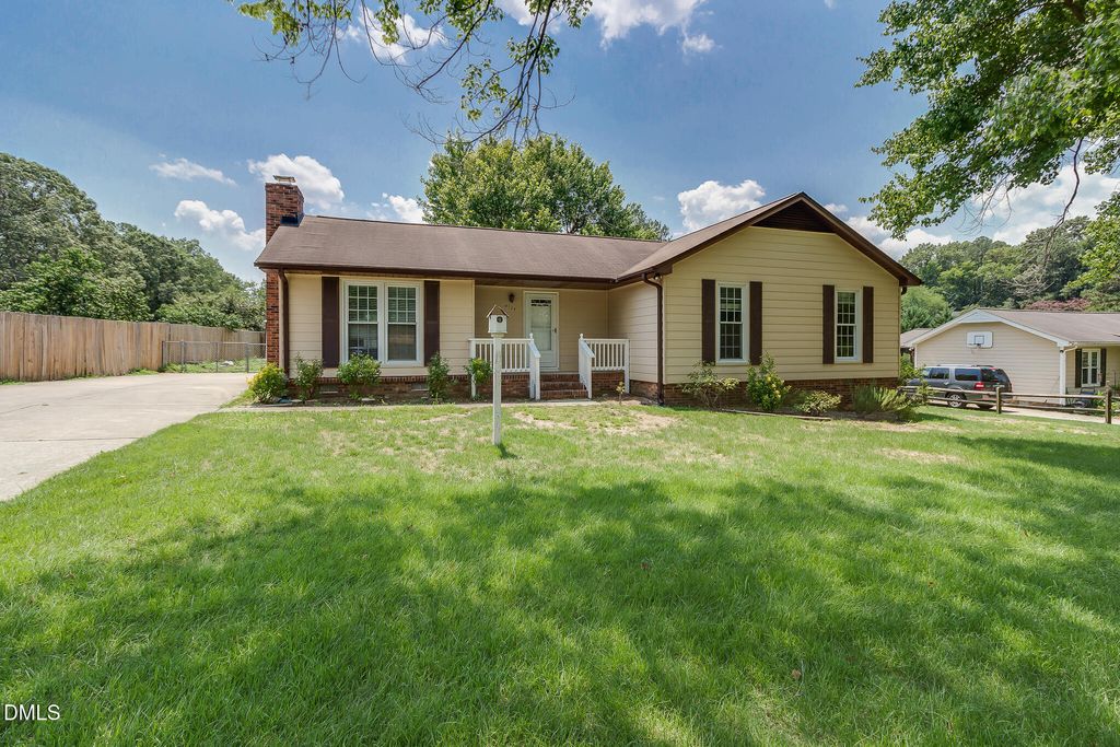 4124 Iverson Street, Raleigh, NC 27604