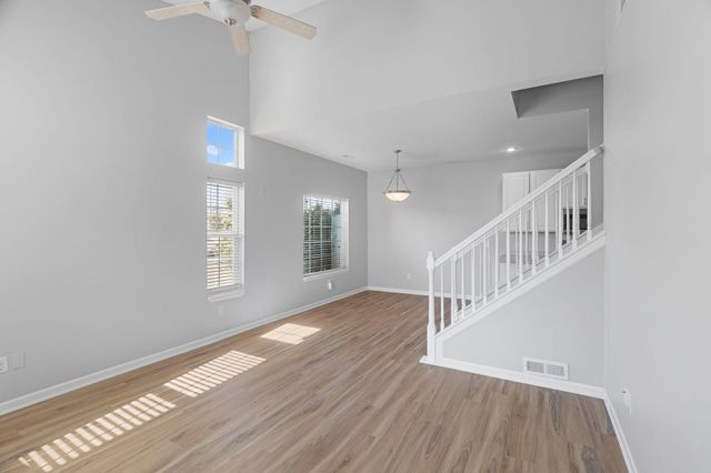 166 Bridgewater Trail, Hudson, WI 54016