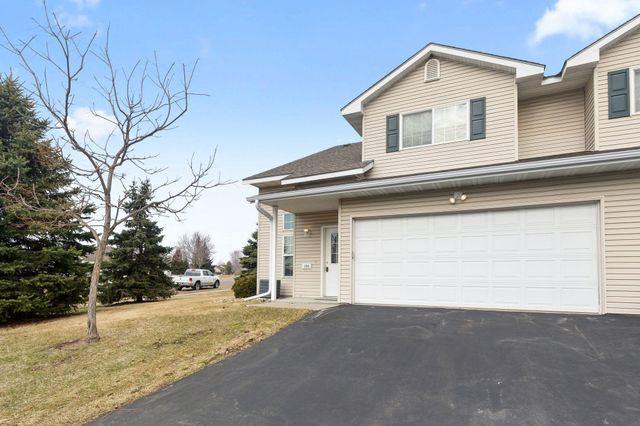 166 Bridgewater Trail, Hudson, WI 54016