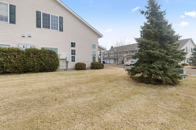 166 Bridgewater Trail, Hudson, WI 54016