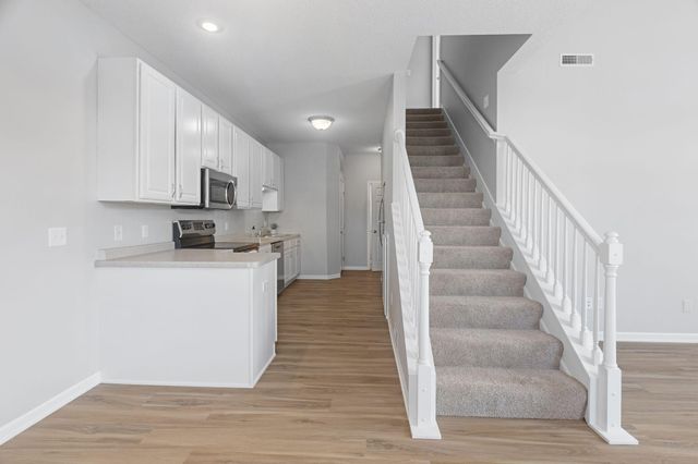 166 Bridgewater Trail, Hudson, WI 54016