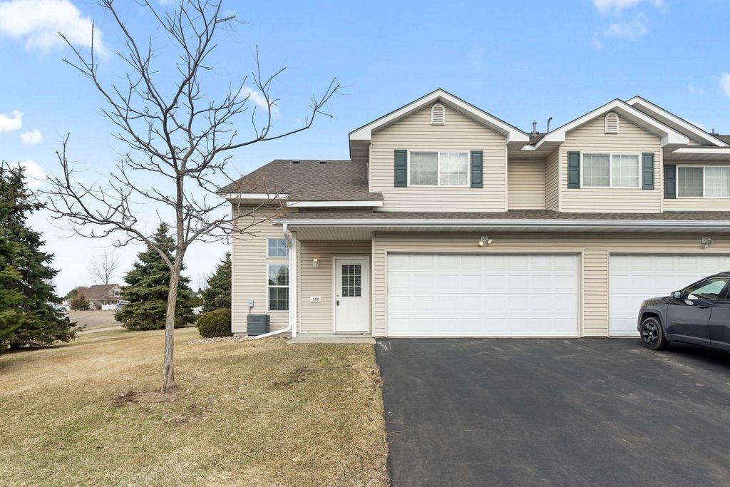 166 Bridgewater Trail, Hudson, WI 54016