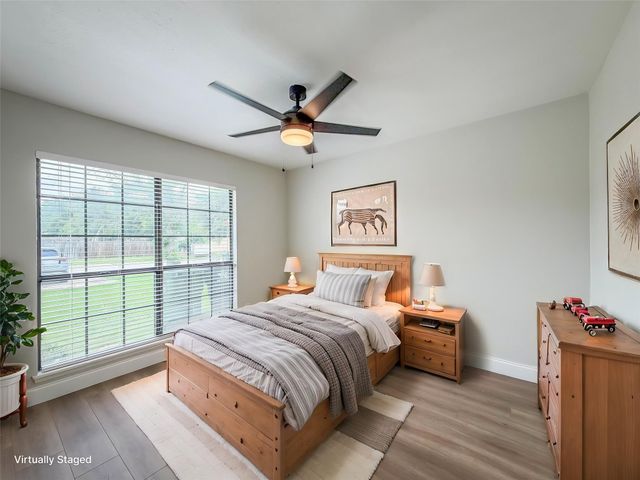 3312 Amberway Drive, Arlington, TX 76014
