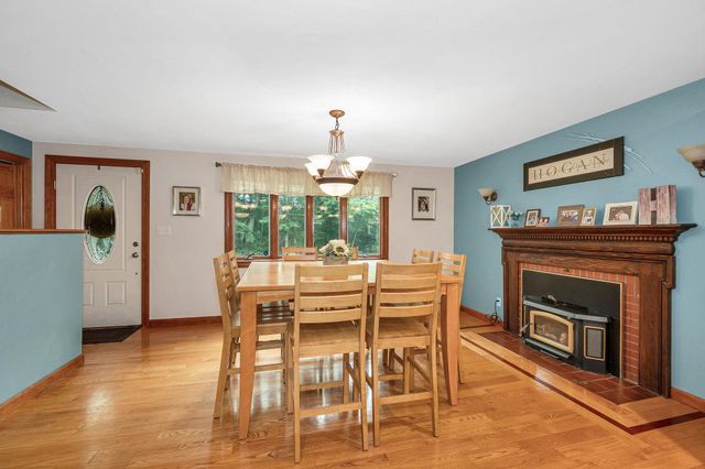 31 Leonard Drive, Pelham, NH 03076