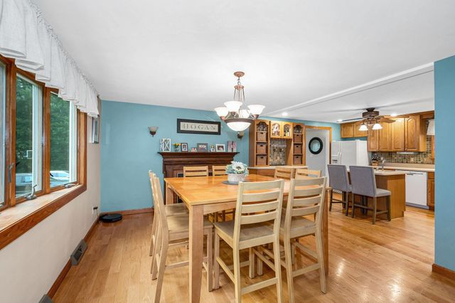 31 Leonard Drive, Pelham, NH 03076