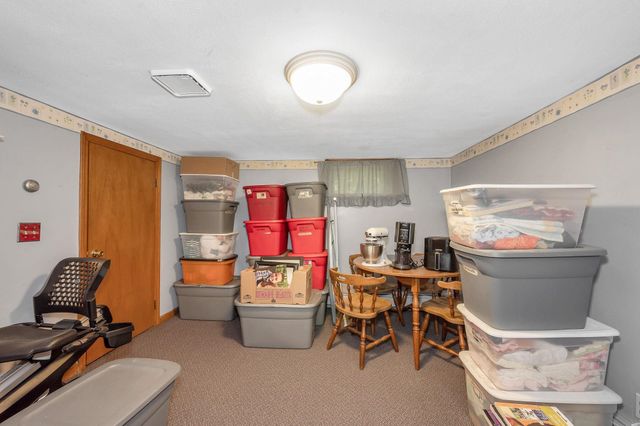 31 Leonard Drive, Pelham, NH 03076