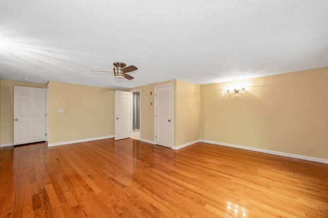 31 Leonard Drive, Pelham, NH 03076