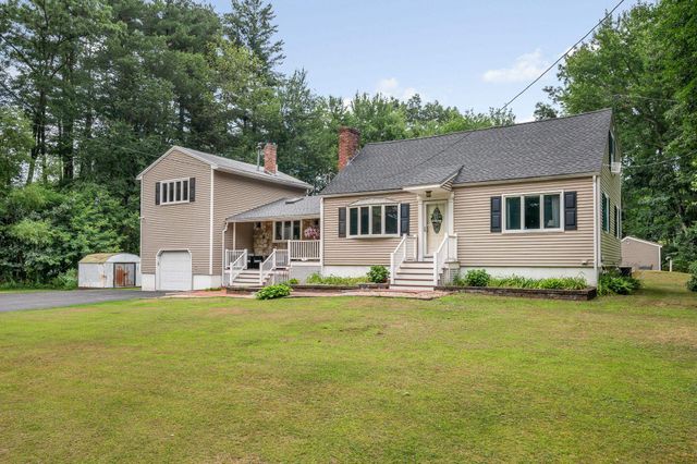 31 Leonard Drive, Pelham, NH 03076