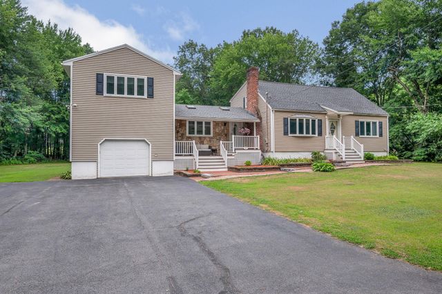 31 Leonard Drive, Pelham, NH 03076