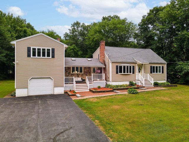 31 Leonard Drive, Pelham, NH 03076