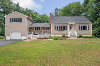 31 Leonard Drive, Pelham, NH 03076