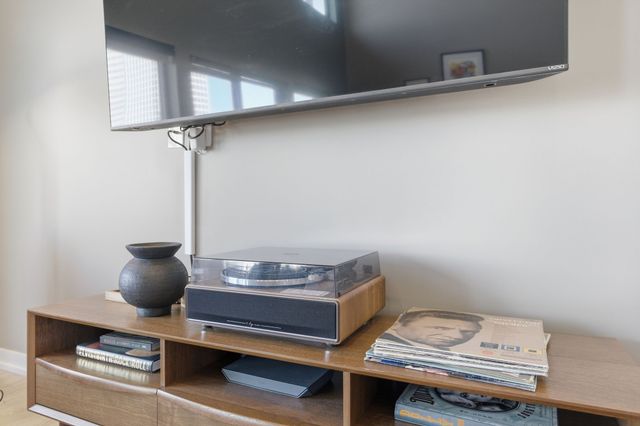 635 7th Ave S Apt 610, Nashville, TN 37203