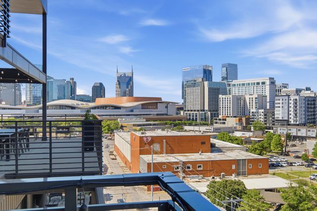 635 7th Ave S Apt 610, Nashville, TN 37203