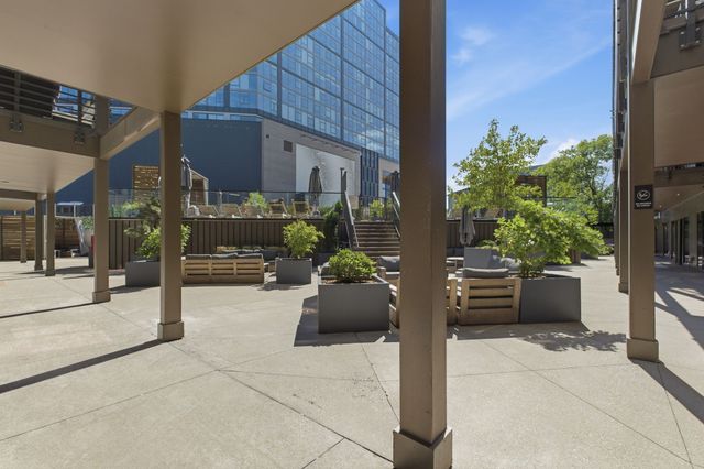 635 7th Ave S Apt 610, Nashville, TN 37203