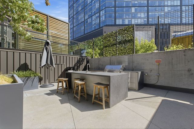 635 7th Ave S Apt 610, Nashville, TN 37203