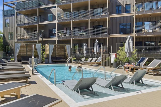 635 7th Ave S Apt 610, Nashville, TN 37203
