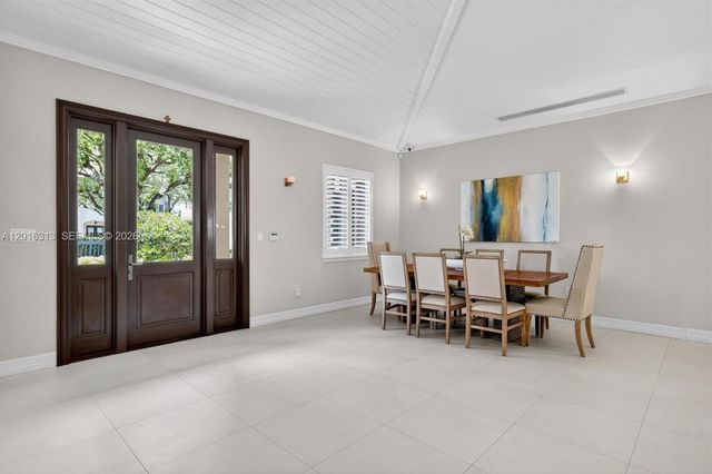 442 Amalfi Avenue, Coral Gables, FL 33146