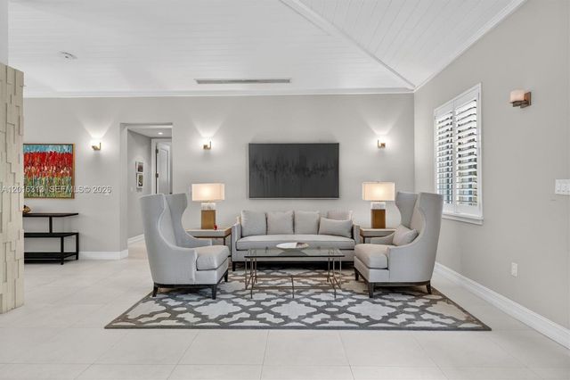 442 Amalfi Avenue, Coral Gables, FL 33146