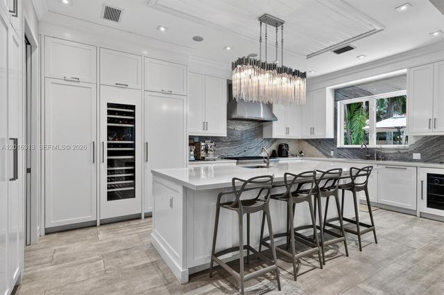 442 Amalfi Avenue, Coral Gables, FL 33146