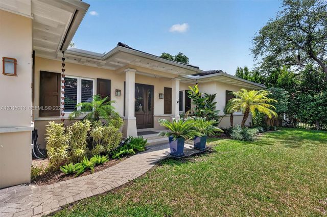 442 Amalfi Avenue, Coral Gables, FL 33146