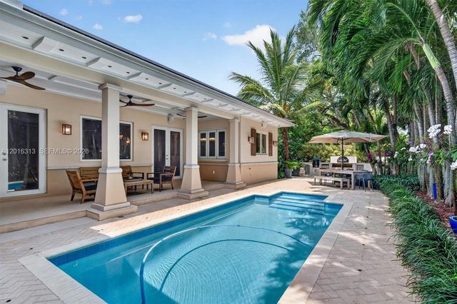 442 Amalfi Avenue, Coral Gables, FL 33146