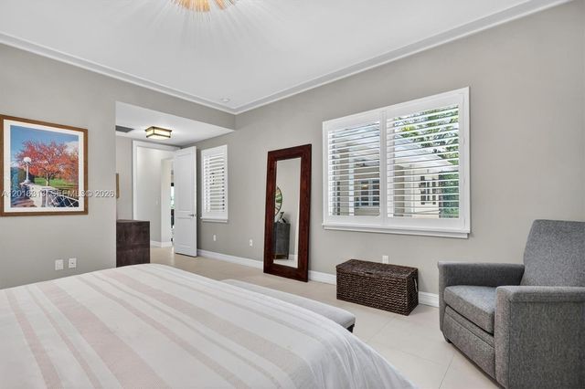 442 Amalfi Avenue, Coral Gables, FL 33146