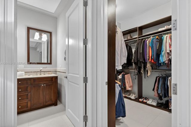 442 Amalfi Avenue, Coral Gables, FL 33146