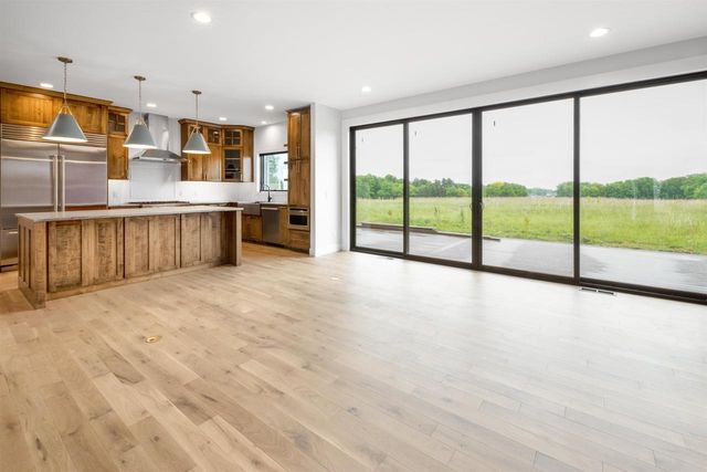 635 Rustic Rise Way, Verona, WI 53593