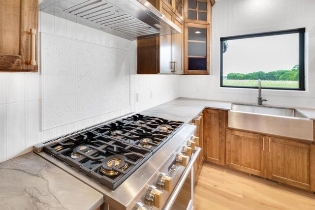635 Rustic Rise Way, Verona, WI 53593