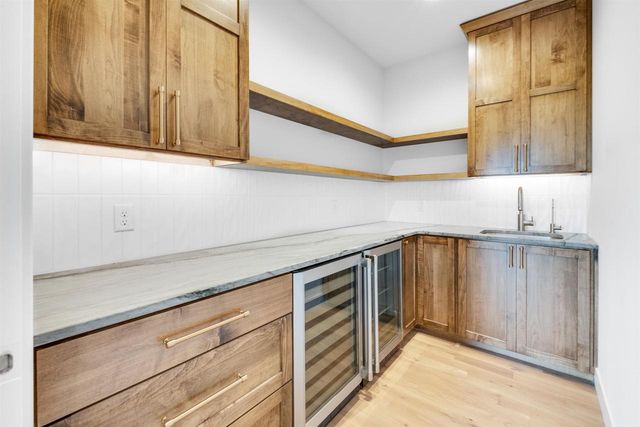 635 Rustic Rise Way, Verona, WI 53593