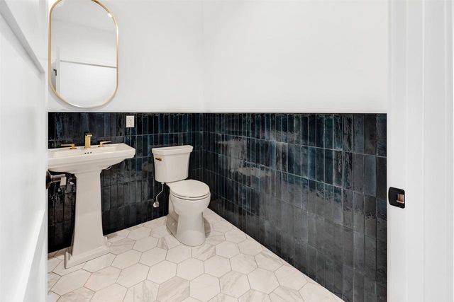 635 Rustic Rise Way, Verona, WI 53593