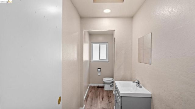 1159 Everett Ct, Concord, CA 94518