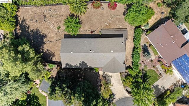 1159 Everett Ct, Concord, CA 94518