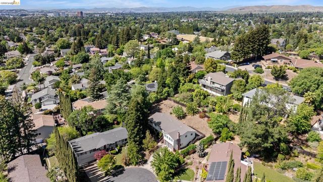 1159 Everett Ct, Concord, CA 94518